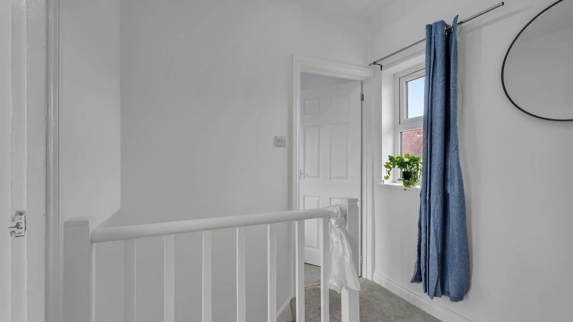 Modern Comfy 3Br 5Guest-Foosball-Central-Parking Nottingham Сasa de vacaciones